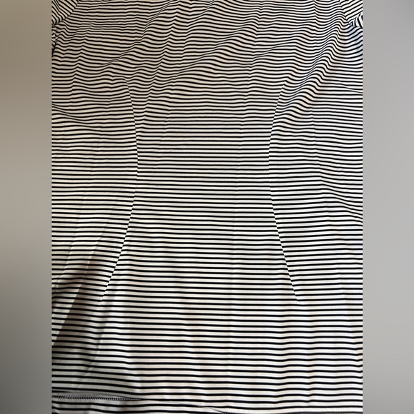 Nike VCU logo women’s polo black and white size Med short sleeve - Picture 5 of 10